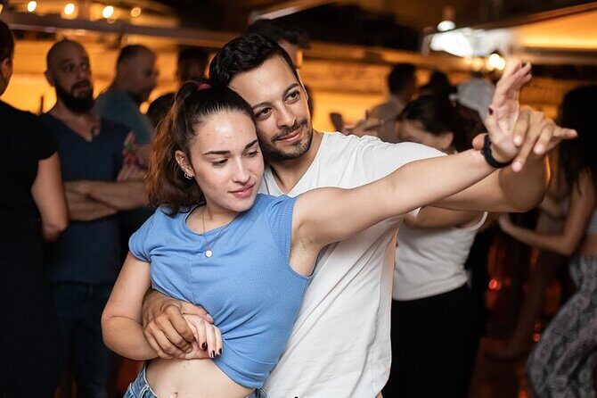 Playa Del Carmen Salsa Lovers Dance Experience - From Cervecería Chapultepec to a Real Dance Floor