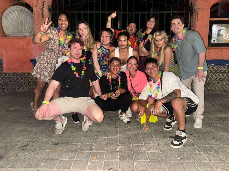Playa del Carmen: Social Pubcrawl, meet fellow travelers - Meeting at Dick and Willy’s: Where the Night Starts