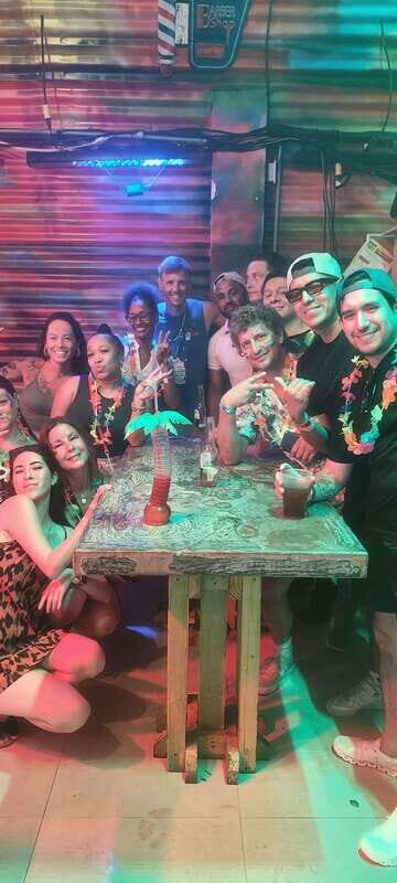 Playa del Carmen: Social Pubcrawl, meet fellow travelers - The Concert Stop: A 70-Minute Musical Anchor