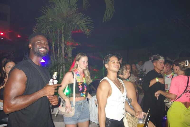 Playa del Carmen: Social Pubcrawl, meet fellow travelers - The 3-Hour Final Venue Stop: Your Time to Hang or Explore