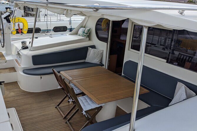 Private 6 Hrs 47 ft. Catamaran Snorkel & Cielo Charter (30p. max) - Who should book this private charter in Cozumel
