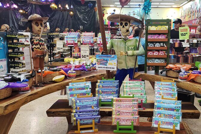 Private Cancun Shopping and City Tour - Guide in English, with real personality (and that matters)
