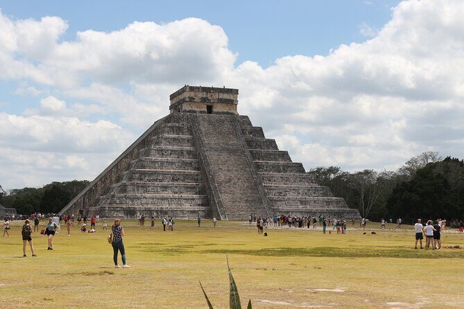 Private Full-Day Guided Chichen Itza Tour with Lunch - Pace and timing: how to set your expectations for an 8-hour route