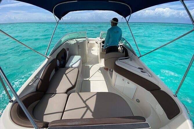 Private snorkeling with 23ft Sea Ray in San Miguel de Cozumel - Who this private snorkeling trip suits best