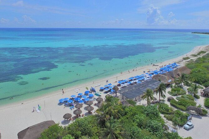 Private Tour Cozumel your way Jeep 4x4 up to 4 People - Center of Cozumel and the Municipal Market stop