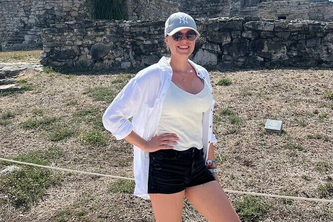 Private Tour to Tulum and Swimming with Turtles in Akumal - Tulum’s Caribbean-facing ruins in about two hours