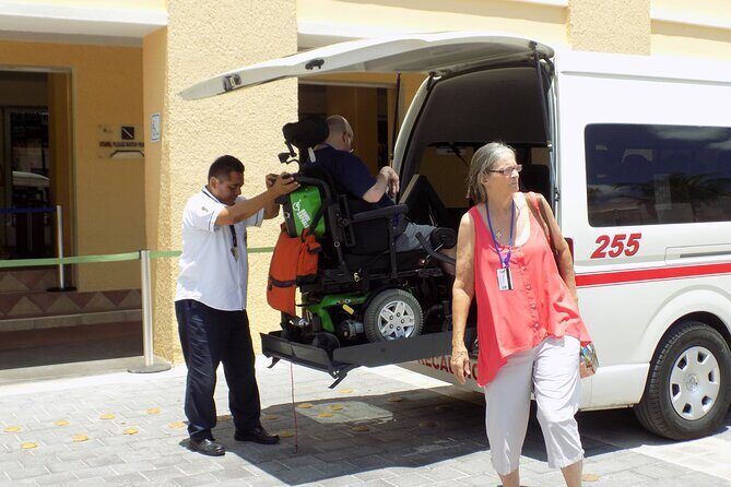 Private Transfer between Cozumel Airport or Ferry, and Hotels - Comfort Details That Matter More Than You Think