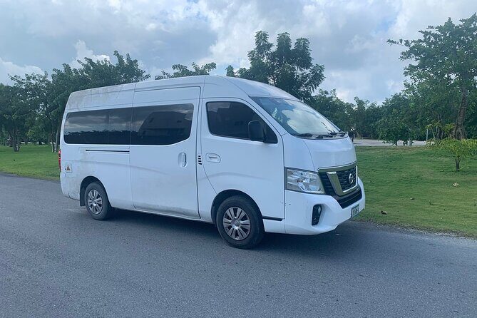 Private Transfer from Cancun Airport to Cancun and Hotel Zone - Where the Driver Meets You: Terminal 2, 3, and 4
