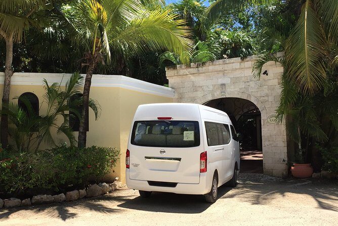 Private Transfer to Xcaret Park, Roundtrip from Playa del Carmen - Price and Value: $160 for a Group of Up to 4