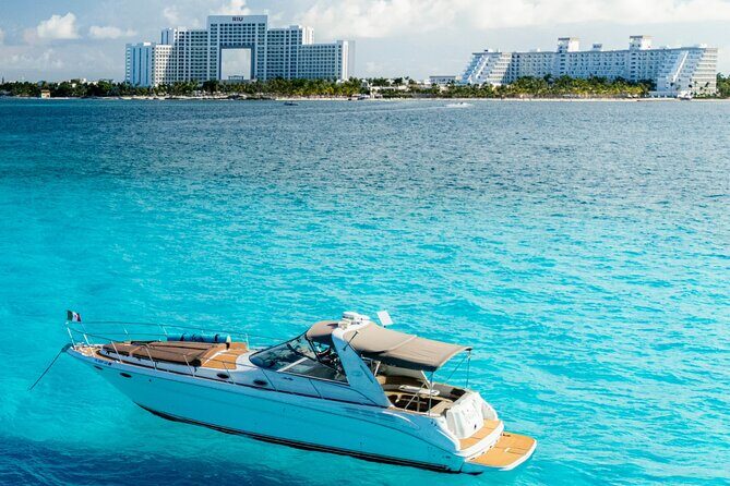 Private Yacht Rental Cancun Up to 15 passengers Isla Mujeres - Choosing your sail length: Nichupté lagoon to Playa Norte
