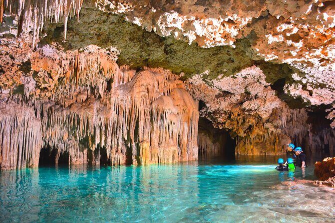Rio Secreto Natural Reserve - What’s Included Beyond Entry: Gear, Towels, Lockers, Lunch