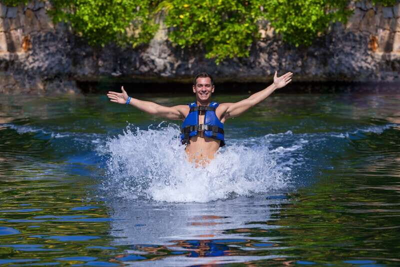 Riviera Maya: Swim with dolphins Primax - Your In-Water Timeline: 45 Minutes of Dolphin Interaction