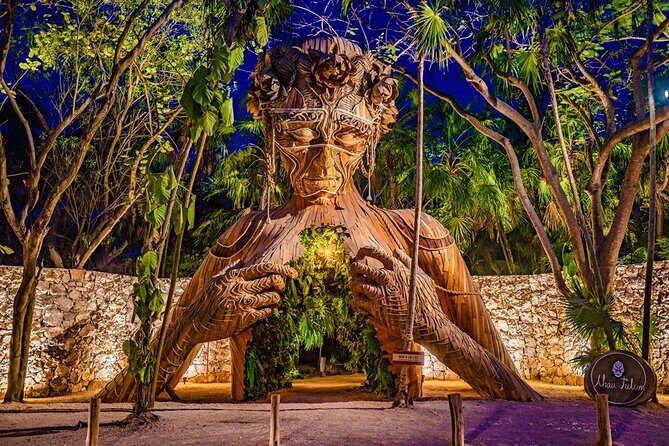 Round-trip Private Transfer Cancun Airport to TULUM Downtown - On the road: the included stop for snacks and exchanging money