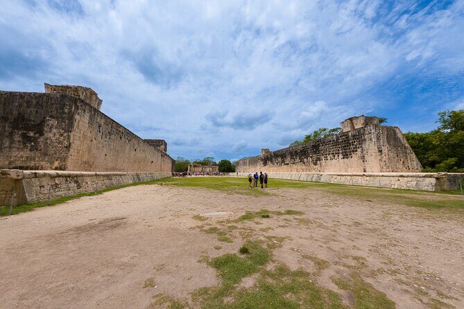 Small group tour to Chichen Itza early access + Cenote + Ekbalam - Ek Balam: the temple climb with jungle energy