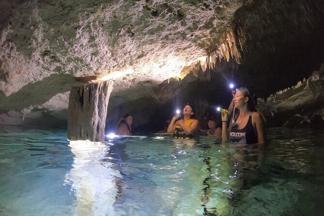 Snorkeling adventure in Yal-Kú lagoon, + Underground Cenote - Yal-Kú lagoon and Taak Bi Ha: the best kind of two-for-one