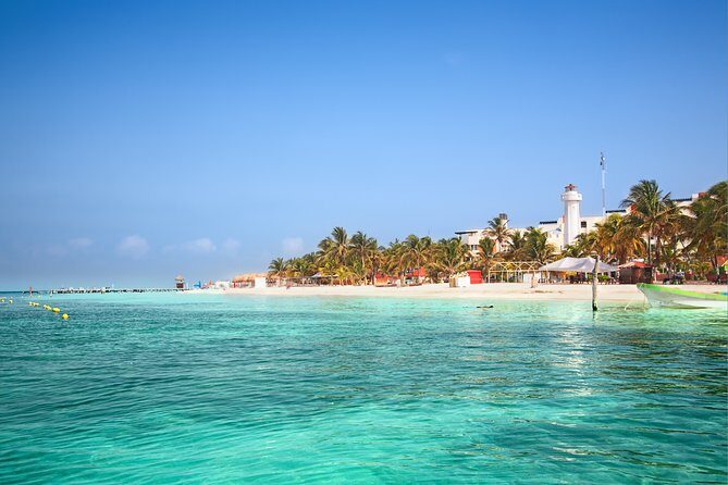 Snorkeling in Isla Mujeres, Luxury Sailing- PRIVILEGE - Playa Norte and Isla Mujeres: quick sightseeing with real photo value