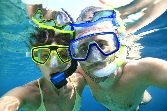 Snorkeling in Isla Mujeres, Luxury Sailing- PRIVILEGE - The crew: friendliness and attention can make up for tight timing