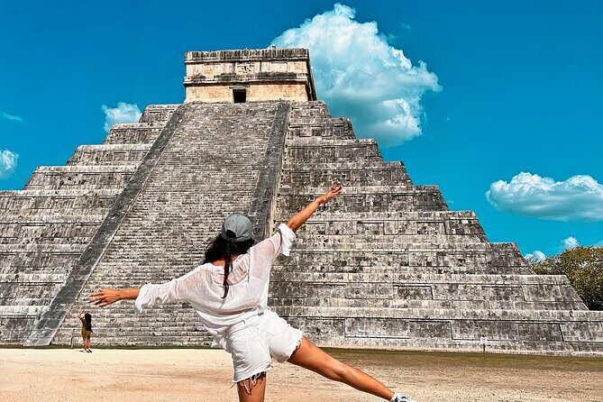 The Great Chichen Itza and Suytun & ikkil Cenotes guided tour - Chichén Itzá: guided meaning, then time to roam