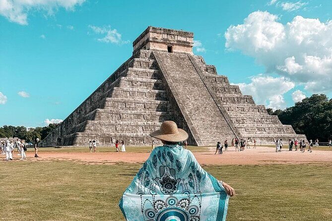 The Great Chichen Itza and Suytun & ikkil Cenotes guided tour - Ik-kil: a second cenote with the same safety setup