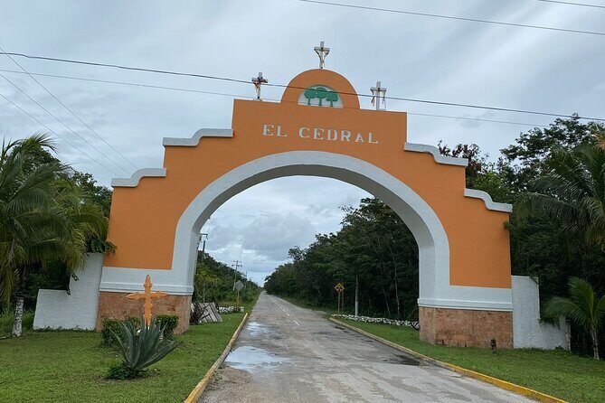 Tour in Buggy Cedral History Snorkeling and Lunch in Cozumel - Lunch at Skyreef: a real meal after time in the water