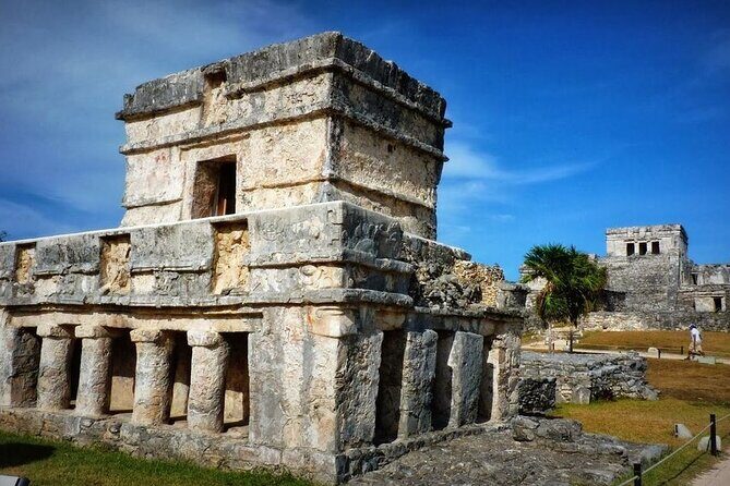 Tulum 4x1. Tulum, COBA, cenote and Playa Del Carmen, with lunch. - Lunch buffet: included, but plan for picky eaters