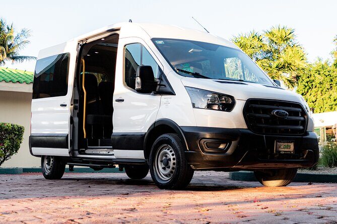 Tulum Airport Transportation to your destiny in Private Minibus - Why This Private Minibus Transfer Works So Well in Tulum