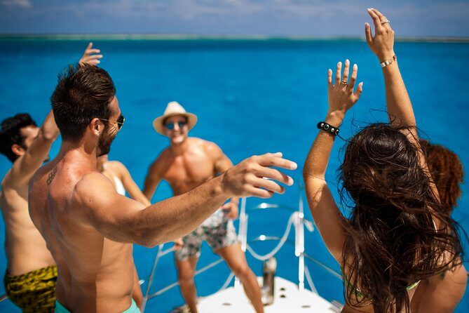 Tulum All Inclusive DJ Party – 51' Leopard PowerCat 4h - What you pay and what you should budget for