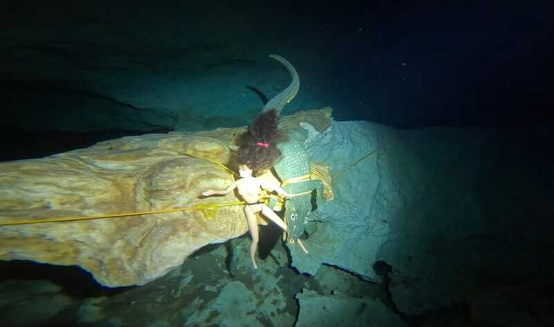 Tulum: Dos Ojos Cenote 2 Scuba Dives with Transfer Option - Dive one: shallow light and clear-water formations