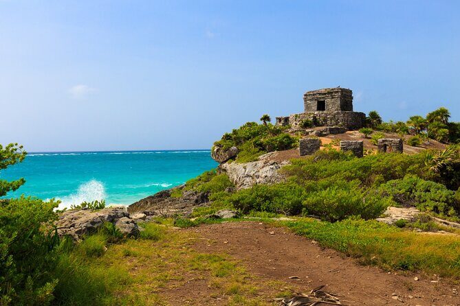 Tulum Mayan Ruins GPS Self-Guided Walking Audio Tour - Making it work in real life: headphones, shade stops, and batteries