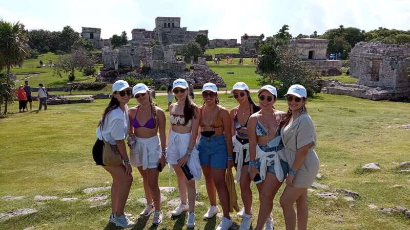 Tulum Plus tour de un dia con visita a cenote y Ahau - Cenote swimming with crystalline water: what to bring and how to pace it