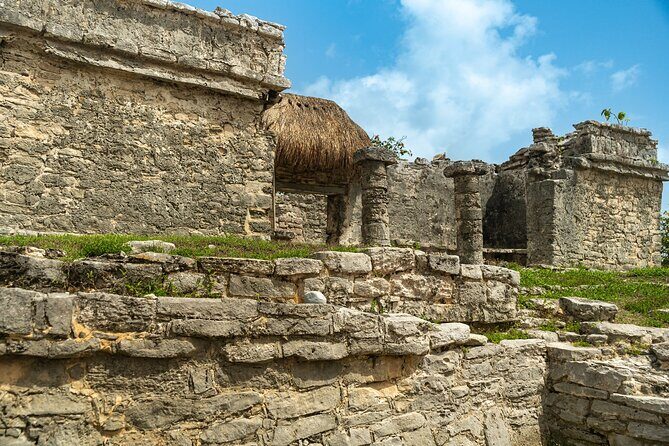 Tulum Ruins, Cenote Cave and Swimming with Turtles From Tulum - Tulum Ruins on the cliff: how to use your 2 hours well