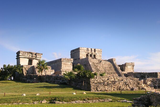 Visit to Tulúm, COBA and a Cenote, with lunch included. - Tulum ruins: making the most of about 45 minutes