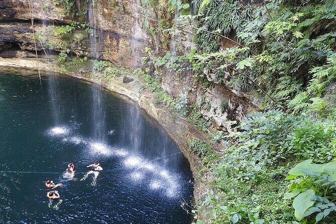 Yucatan Cenotes Tour: Suytun + 3 Cenotes + Valladolid + Food + Transportation - Food on the Road: Box Lunch, Buffet, and Water That Matters